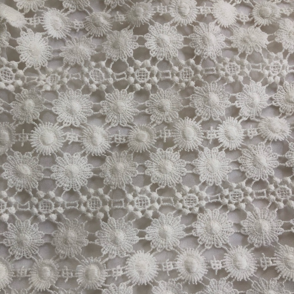 Floral Threaded Top - Picture 3 of 3
